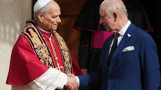 El rey Carlos y la reina Camila se unen al Papa en oración histórica en el Vaticano