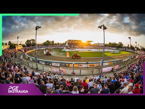 Pierwszy w 2022 roku trening na ostrowskim Stadionie Miejskim