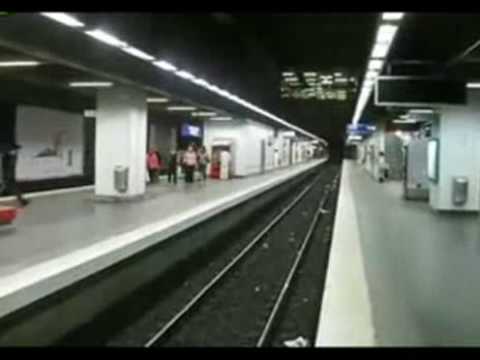 Funny man videos - Incredible Jump over A(rail )quay of Subway