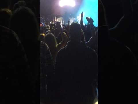 download lagu mp3 mp4 Luke Combs Bloomington, download lagu Luke Combs Bloomington gratis, unduh video klip Luke Combs Bloomington