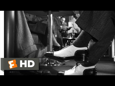 Meeting on the Train - Strangers on a Train (1/10) Movie CLIP (1951) HD