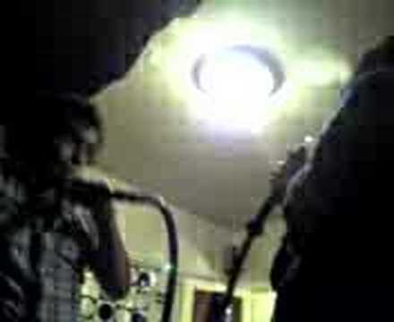 DUELO DE HOOKAS CINTHIA VS LUIS EN EL MINICHELISTA