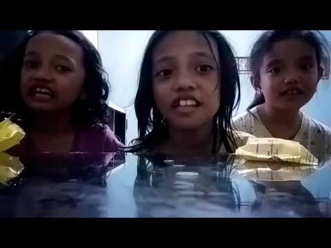 Video three little frieds : makan ice cream . Nadira firdiya channel