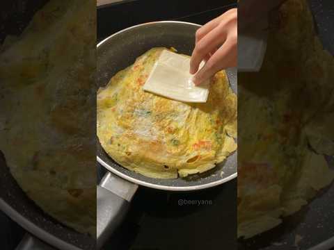 Bread Omelette 🍳 #shorts #video #breadrecipe #omelette #cheese