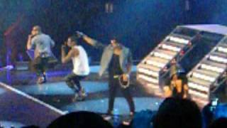 JLS - Royal Albert Hall - 28/08/2010 - Opening Song, Private !!