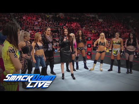 Sasha Banks Wants To Face The Likes Of Trish Stratus At The Royal Rumble