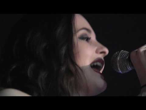 Andalyn American Woman (Cover)  Live
