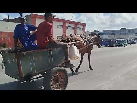 Desde la Casona hasta el Parque Calixto García Holguin Cuba 