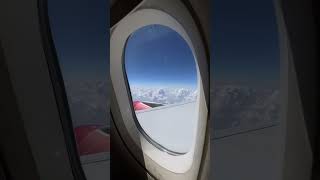 Flight best view of the clouds from 33000 ft #clouds #plane