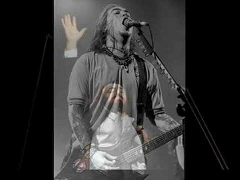 Pavarotti & Cavalera - Roots Bloody Roots