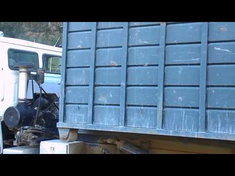 1986 Volvo Roll Off 012