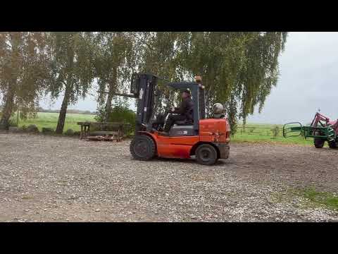 Video: Mügler CPYD35 gaffeltruck 3,5 t gas 1