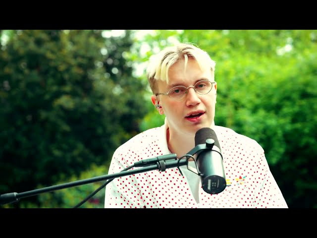 Video zu 'Horsens' ansehen