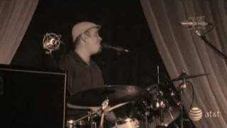 Download lagu Jason Mraz Obama Endorsement - I'm Yours / Three Little Bird mp3