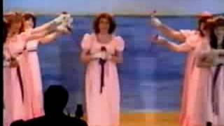 DANIEL KRAVETZ CONDUCTS GILBERT &amp; SULLIVAN: RUDDIGORE--Opening Chorus