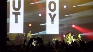 Thiller - Fall Out Boy {Save Rock & Roll Tour 2013 Dallas}