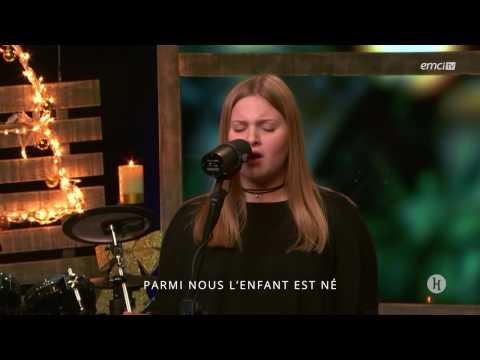 Noël - Flora Mae Spinks