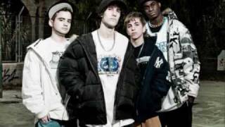 niños vs niñas -porta