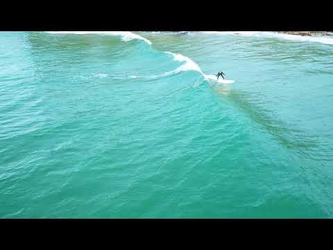 Surfing at Jogglies Evans Head 1