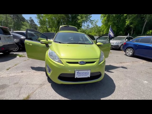 2011 Ford Fiesta - Image 12