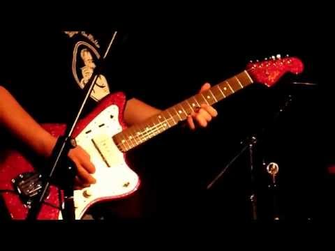 Giveamanakick - Brittle Bones @ The Twisted Pepper Dublin 2009