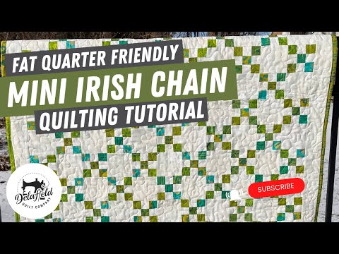 Fat Quarter Friendly Mini Irish Chain Quilt - Free Quilt Tutorial #quilting #sewing | Fast Quilt