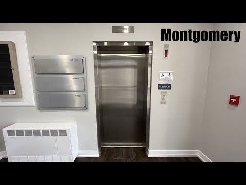 Glitchy Montgomery Hydraulic Elevator at 325 N Hough St in Barrington, IL