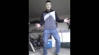 &quot;Ain&#39;t too cool&quot;- Lunchmoney Lewis