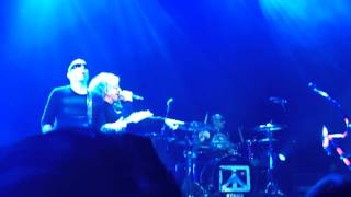 Chickenfoot~Lighten Up