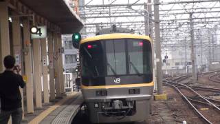 preview picture of video '[HD]JR西日本総合試験車 キヤ141系　ドクターWEST　金沢駅を出発　2008/10/5'