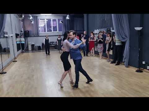Milonga: Foward ochos - 1, boleo, circular walk | Mikhail Tchudin - Elvira Kashkarova