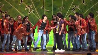 Download lagu Shahid kapoor, Prabhudeva & Priyanka Chopra performing At iifa Awards 2012 mp3 Download lagu Shahid kapoor, Prabhudeva & Priyanka Chopra performing At iifa Awards 2012 mp3