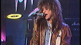 Stage Dolls   Still in love