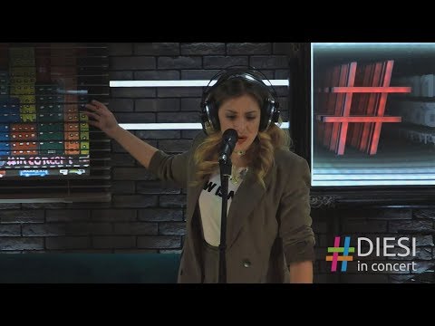 download lagu mp3 mp4 Diesi Fm Live Radio, download lagu Diesi Fm Live Radio gratis, unduh video klip Diesi Fm Live Radio