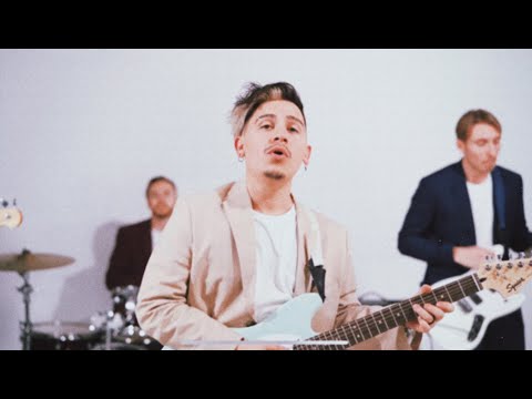 OM53 -  IT'S ALL WRONG - OFFICIAL MUSIC VIDEO