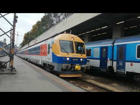 S71-es Személyvonat indul Vácra