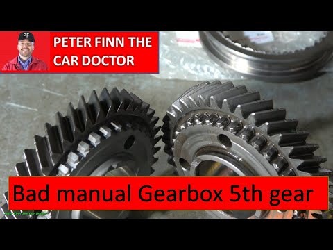 What looks Bad manual GearBox 5th Gear in Toyota RAV4 Corolla Avensis Camry car. Years 2000 to 2023