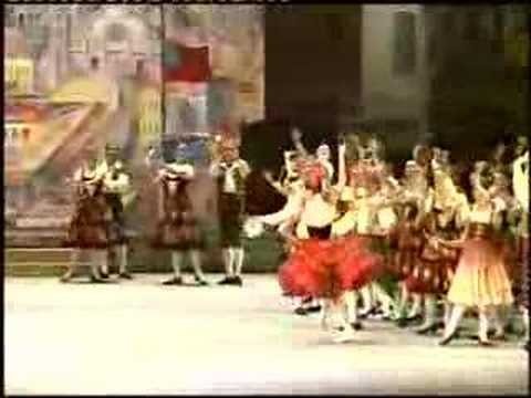 Natalia Osipova at 19 (Bolshoi)