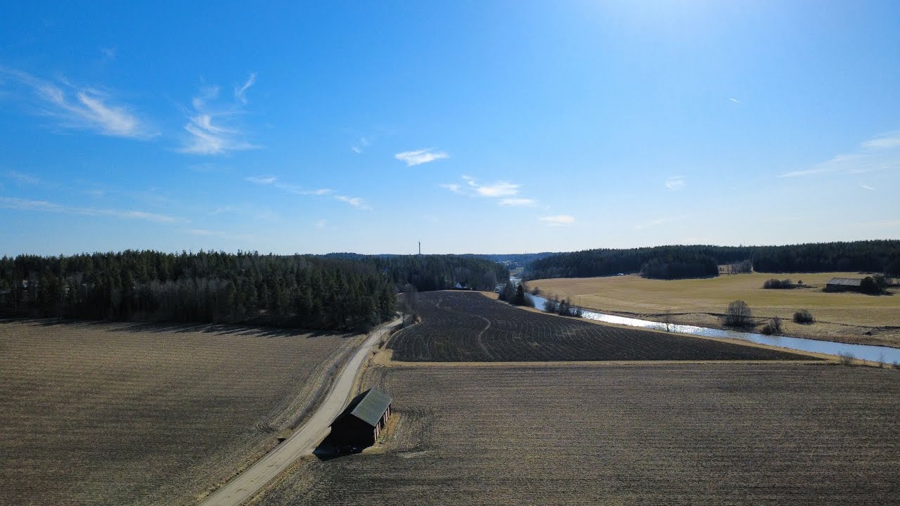 Liedon vanhan linnan kauneus | The beauty of Lieto Old Castle | Finland | Drone footage