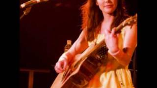 Heart Attack - Nerina Pallot (with lyrics)