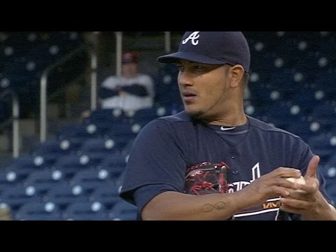 ATL@WSH: Chacin strikes out eight in Braves debut