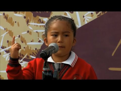 Increíble Niña Recita una poesía que nos hizo llorar