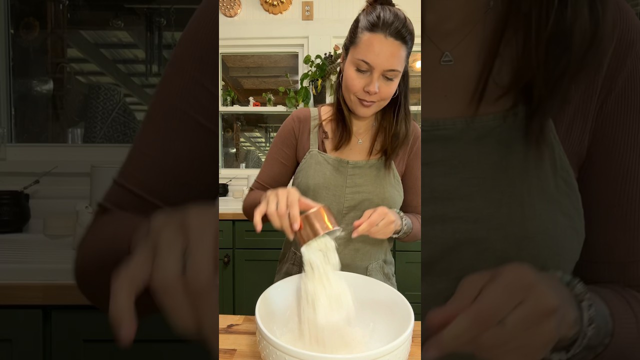 Pumpkin banana bread! Such a delicious fall recipe. Recipe in the comments!