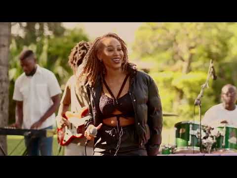 Melony | BLACK BOX CONCERTS #3