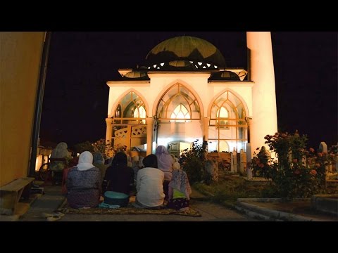 Muslimani večeras obilježavaju Lejletu l kadr, noć u kojoj je počela objava Kur'ana