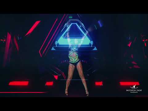 Modern choreography and unique costumes