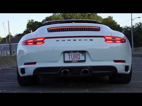 2017 Porsche 911 Carrera 4s demonstrating the sport exhaust vs normal exhaust modes.