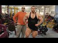 Hör auf den Coach! Rekord im Top Gym gebrochen (270KG)