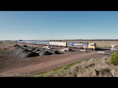 NR83 Leading 6MA8 "The Overland" Passenger Train (22/7/2022) - PoathTV Railways