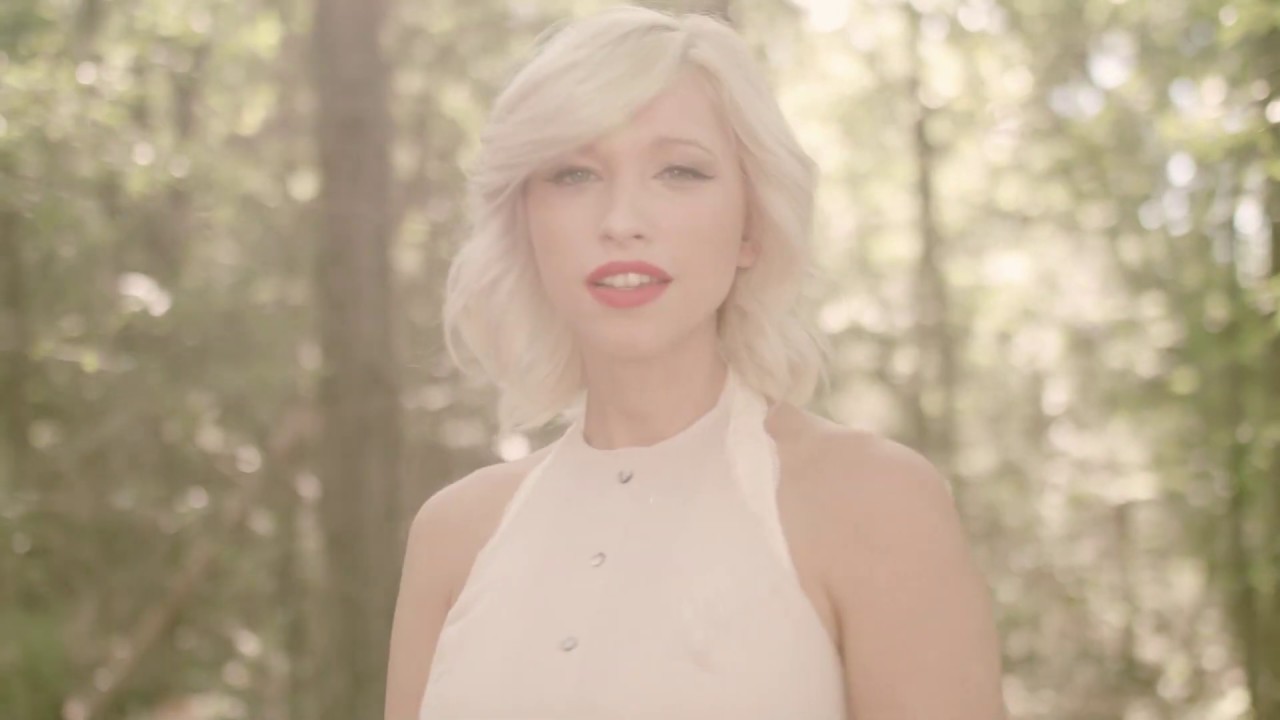 Hire Kimberly Underwood Singing Guitarist in Charlotte, North Carolina